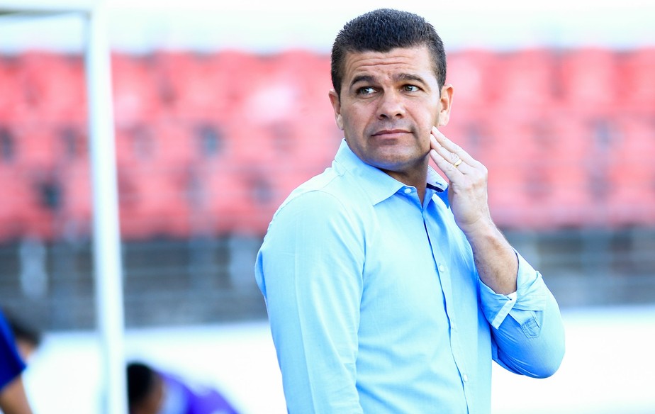Com Licoes De Vadao Lisca E Diniz Umberto Louzer Prepara Nova Cara Do Time Do Coritiba Coritiba Ge