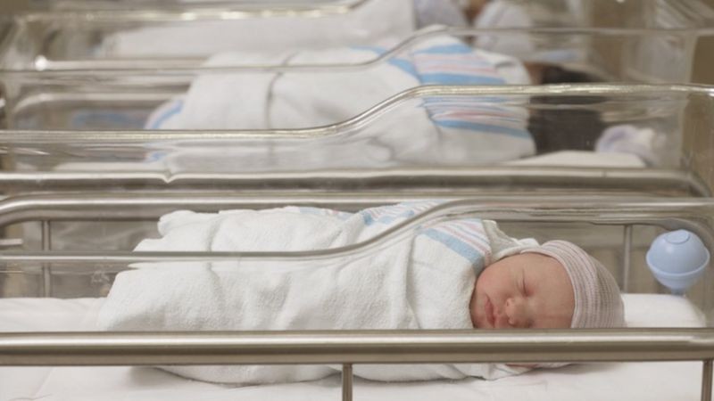 Covid: 300 mil bebÃªs deixaram de nascer no Brasil por pandemia, com adiamentos e mais divÃ³rcios