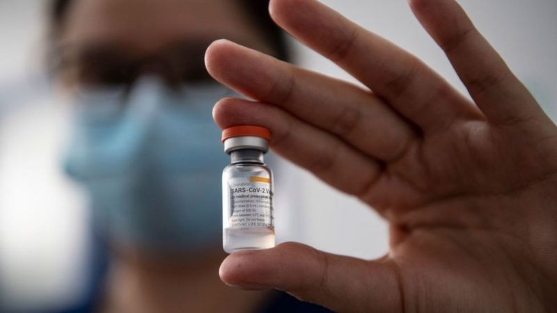 A maior parte das doses que estão sendo inoculadas no Chile pertencem à chinesa Sinovac (Foto: Getty Images via BBC)