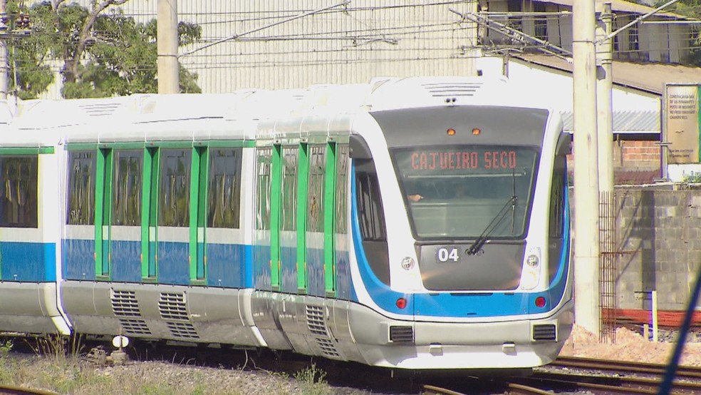 Trem que serÃ¡ utilizado no VLT entre ValparaÃ­so e BrasÃ­lia â Foto: TV Globo/ReproduÃ§Ã£o