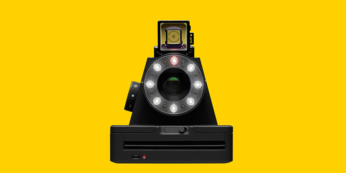 Câmera usa o mesmo tipo de filme fotográfico das Polaroid originais (Foto: Divulgação/Impossible Project)