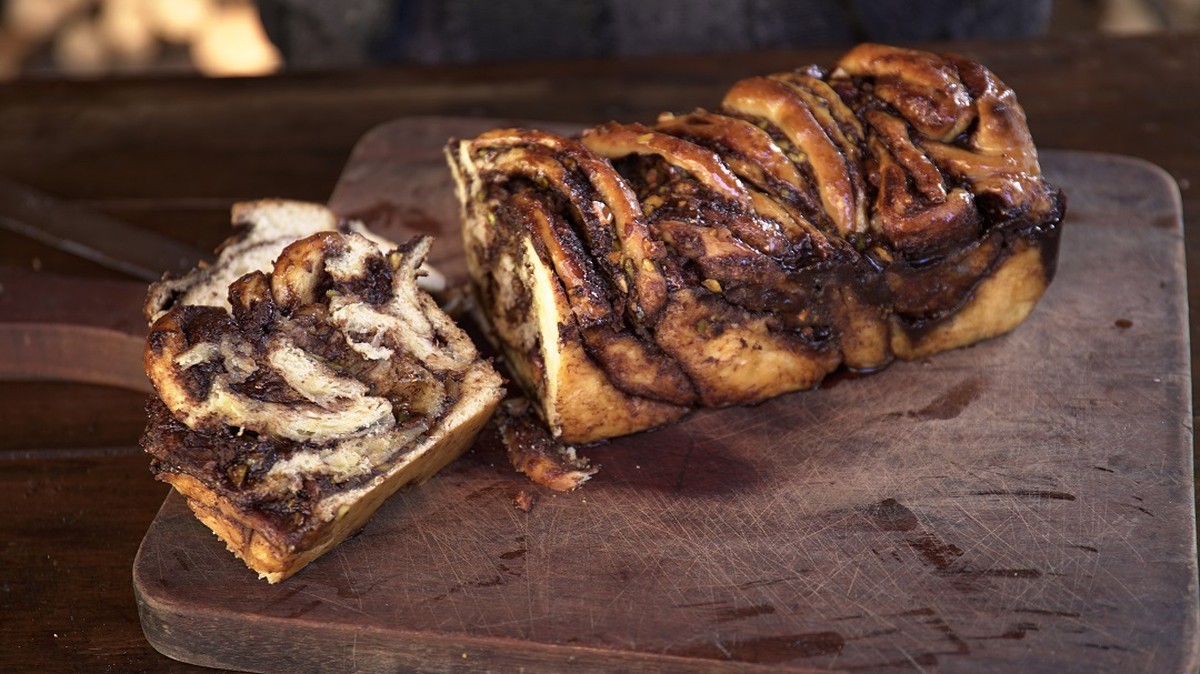 Babka de chocolate com pistache | Ju Ferraz no Receitas | Receitas