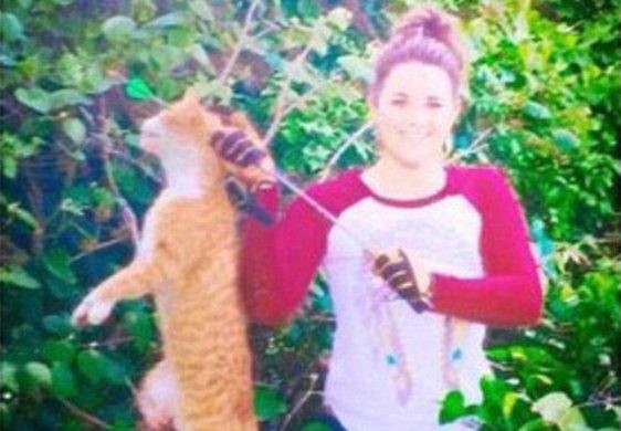 Kristen e o seu sinistro 'troféu'