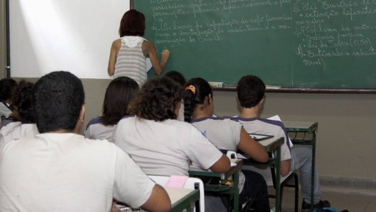 Em quatro anos, Estado do Rio perdeu 9 mil professores e 2,6 mil agentes de saúde no serviço público