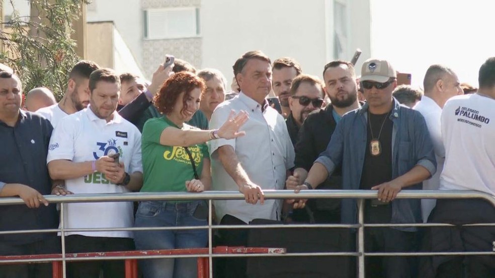 O presidente Jair Bolsonaro (PL) em participação na Marcha Para Jesus, neste sábado (9), na cidade de São Paulo. — Foto: Reprodução/TV Globo