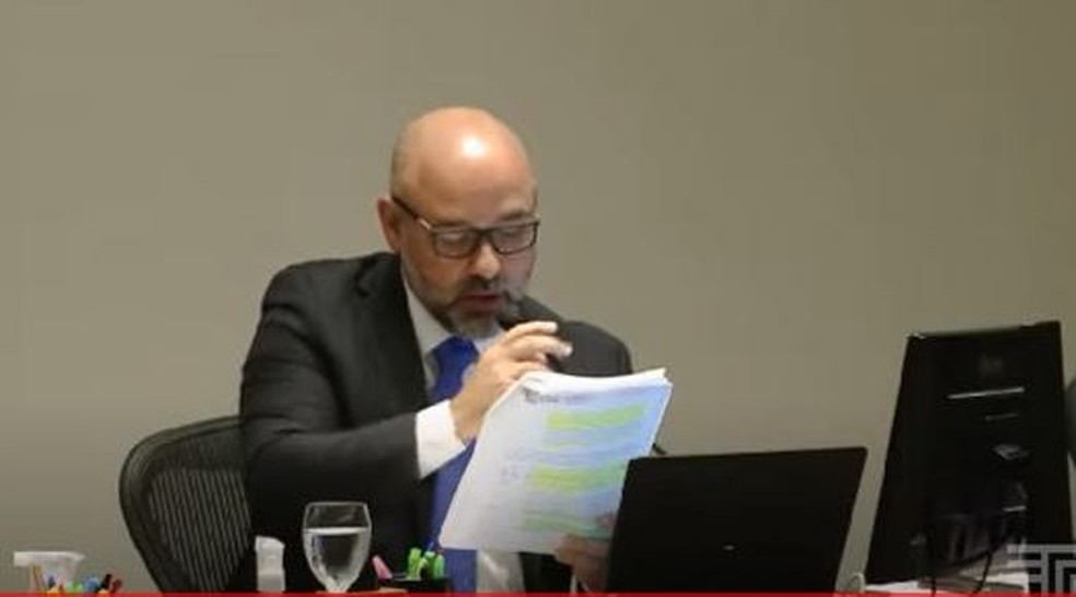 Conselheiro Marcio Pacheco defende prosseguimento de licita&ccedil;&atilde;o do Maracan&atilde; &mdash; Foto: Reprodu&ccedil;&atilde;o