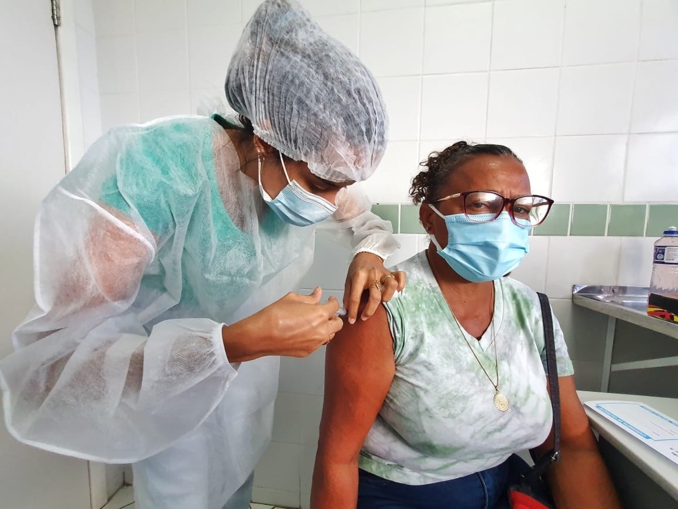 Vacinação contra Covid-19 em Massapê do Piauí — Foto: Divulgação/Secretaria Municipal de Saúde