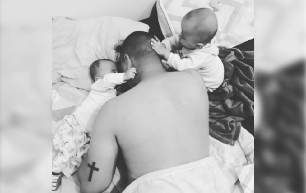 Gael e Pedro são gêmeos prematuros, nascidos em maio de 2019, em Bauru  — Foto: Rodrigo Machado /Arquivo pessoal