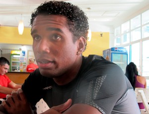À espera do novo técnico, Luiz Antonio crê em Mano gente boa