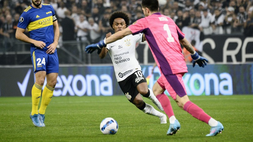 Corinthians e Boca fazem jogão pelas oitavas da Libertadores; lances