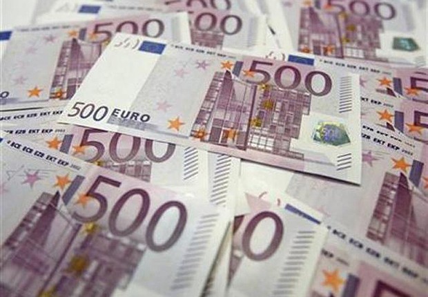 Notas de euro ; moeda da União Europeia ; zona do euro ;  (Foto: Dado Ruvic/REUTERS)
