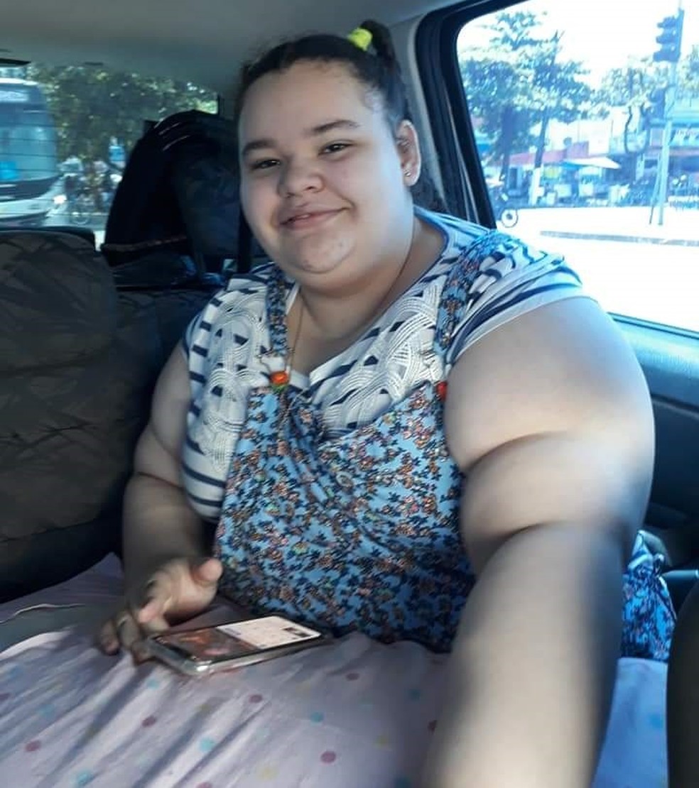 Allicia tem s&iacute;ndrome rara que causa obesidade e defici&ecirc;ncia intelectual &mdash; Foto: Arquivo Pessoal