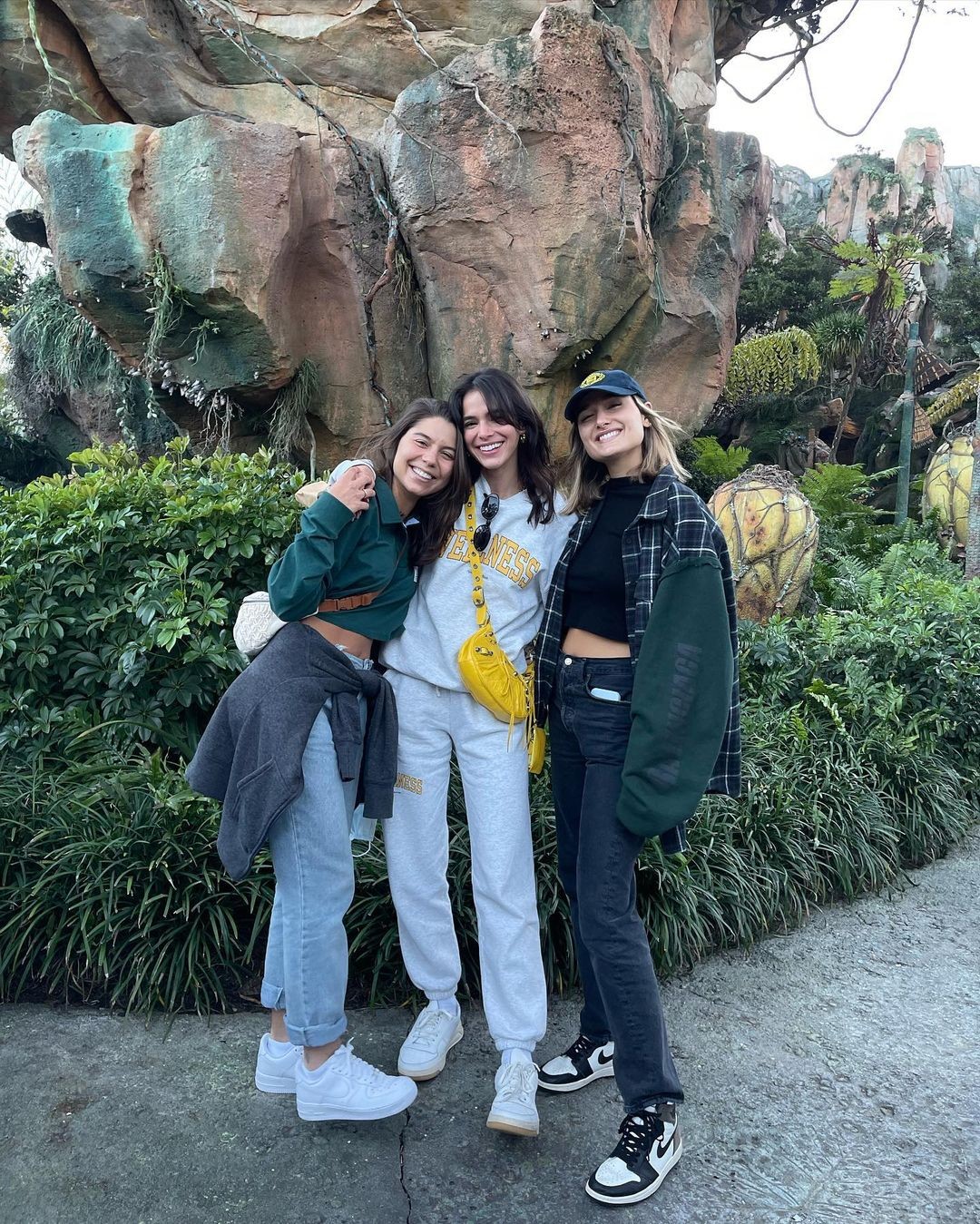 Registros da viagem de Bruna Marquezine à Disney (Foto: Reprodução/Instagram)