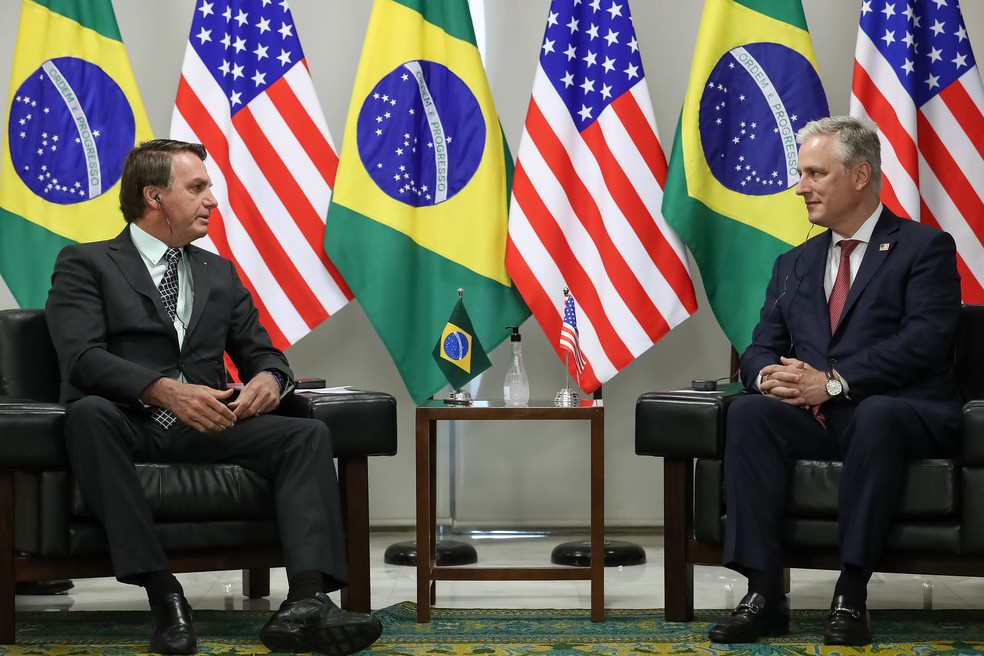 Presidente Jair Bolsonaro durante encontro com o conselheiro de Segurança Nacional dos EUA, Robert O’Brien. — Foto: Marcos Corrêa/PR