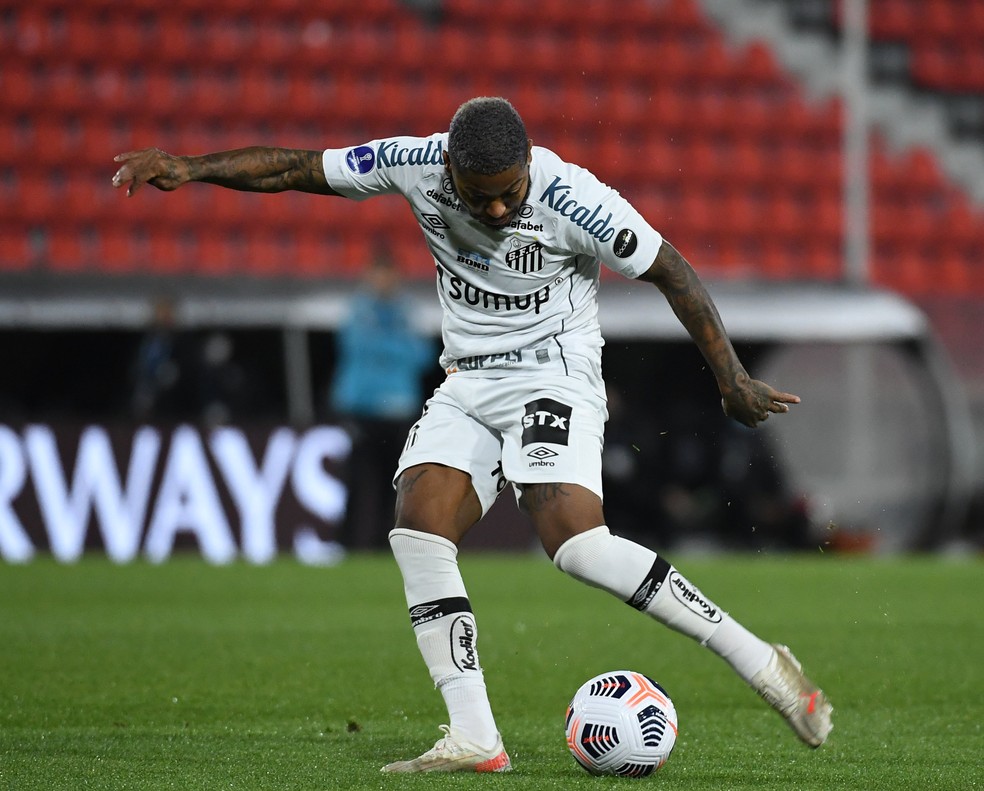 Marinho foi o jogador que mais finalizou a gol, em média, no acumulado das últimas 5 edições do Brasileirão — Foto: Staff Images/Conmebol