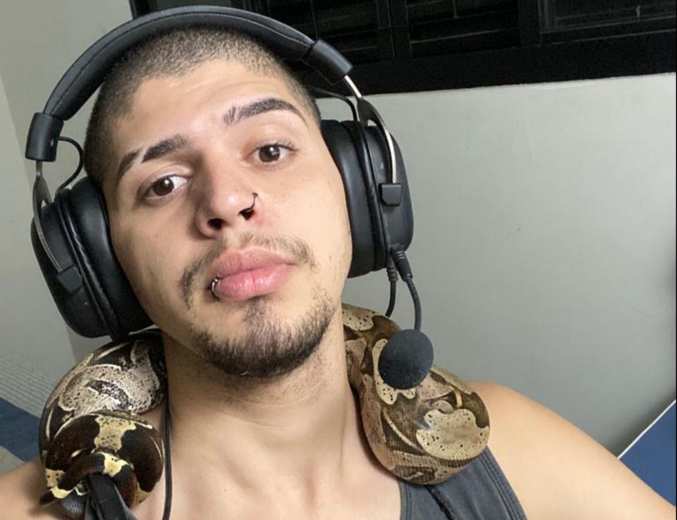 Jiboia é atração especial nas lives de Vinícius — Foto: Arquivo Pessoal
