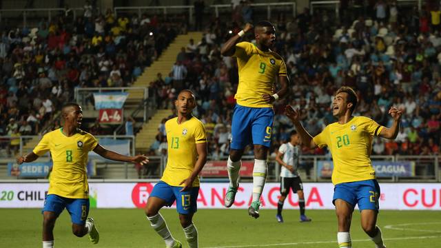 Lincoln celebra Ãºnico gol do jogo