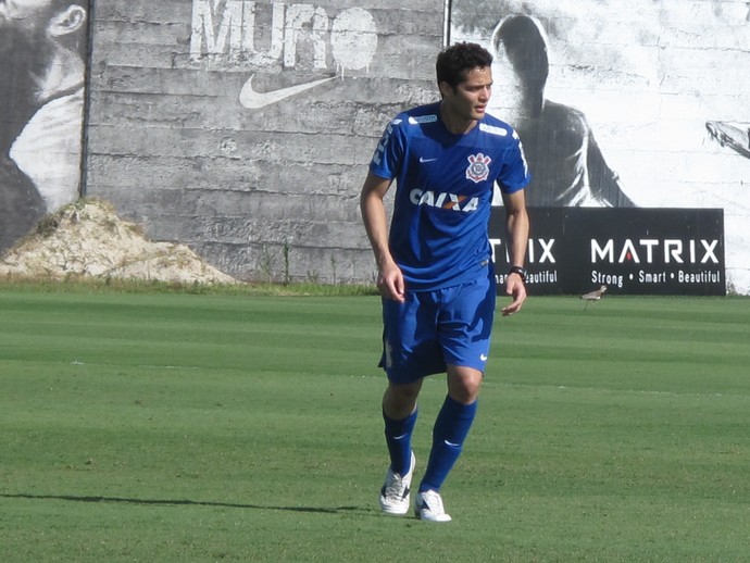 Anderson Martins treinou, mas está fora da partida (Foto: Rodrigo Faber)