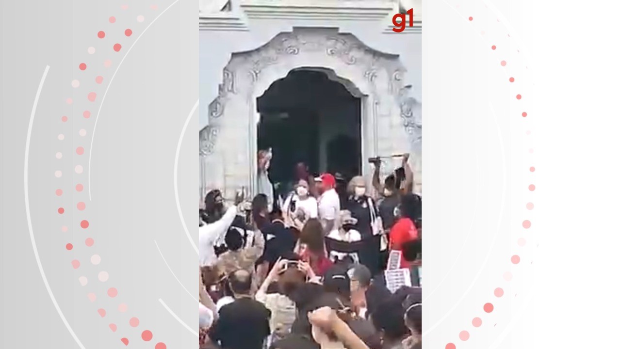 Após pedido do arcebispo de Curitiba, igrejas celebram missas para promover a paz 