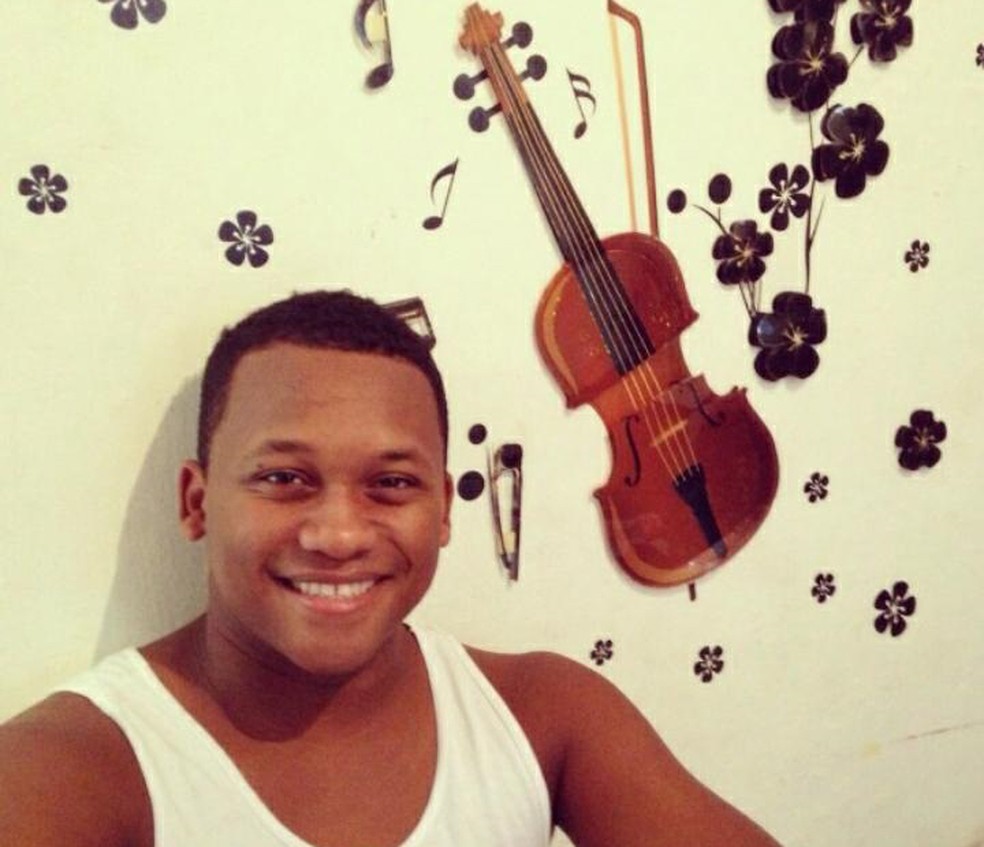 Marivaldo Neri, de 30 anos, morreu por complicações da Covid-19 na Bahia — Foto: Arquivo Pessoal