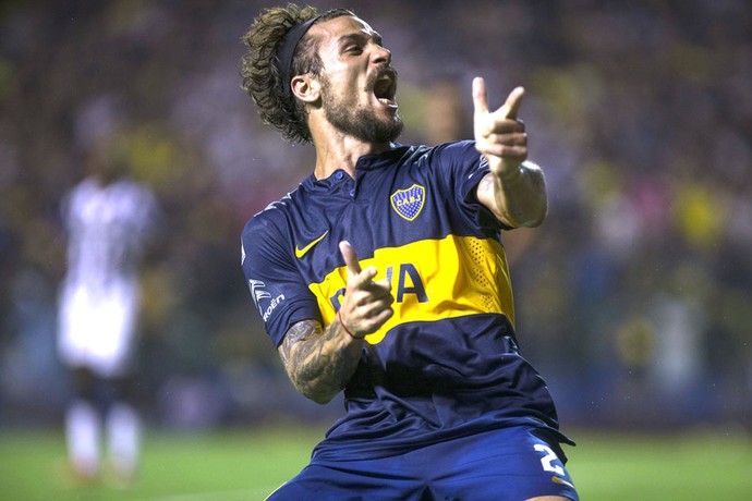 Osvaldo, Boca Juniors X Montevideo (Foto: Agência EFE)
