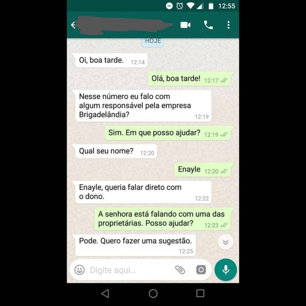 Cliente reclamou por ser atendida por homossexual em Resende (Foto: DivulgaÃ§Ã£o/Redes Sociais)