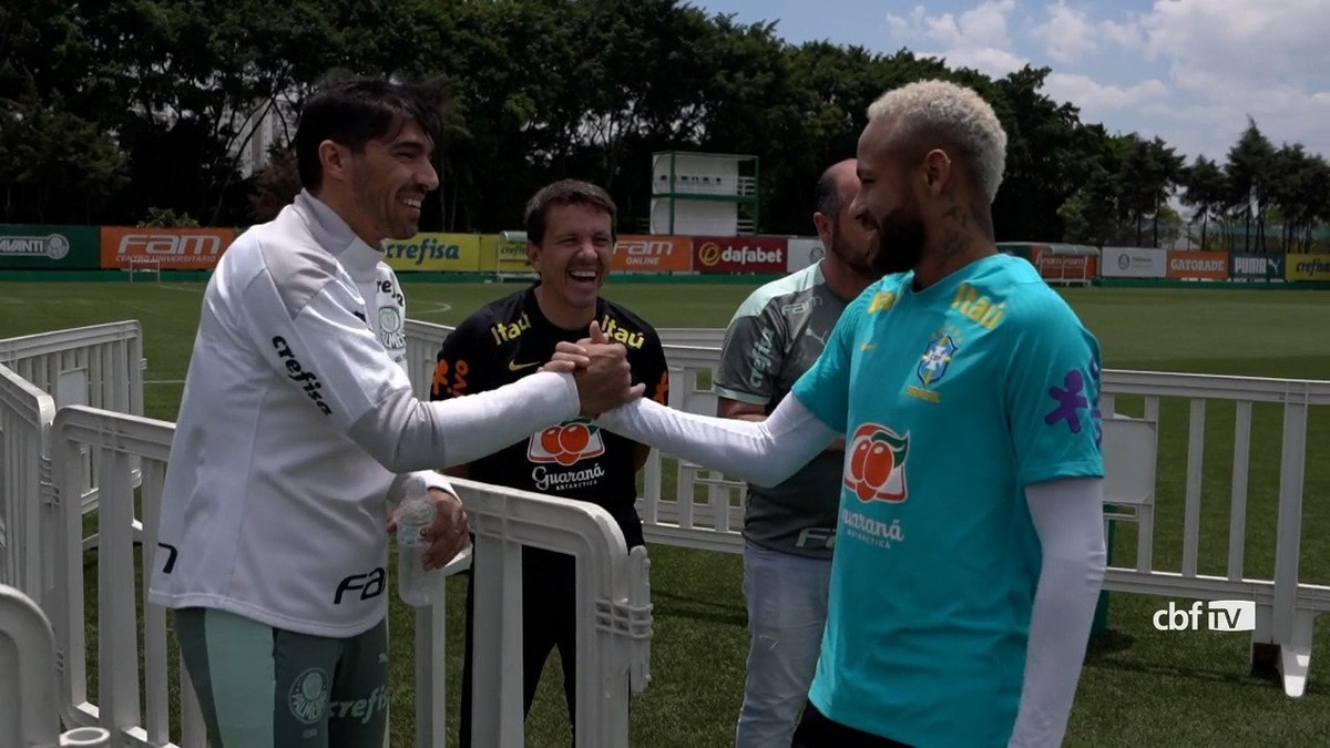 Abel and Palmeiras goalkeepers meet Neymar and Tite in training for the team at the Academy |  palm trees