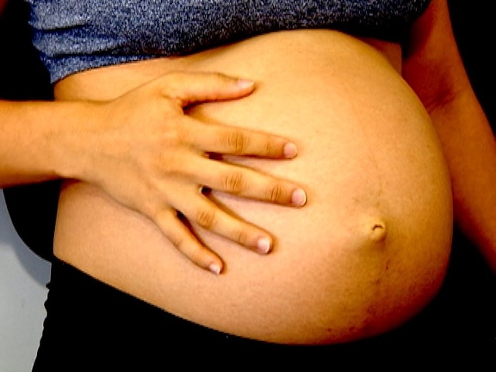 Decisão do STF beneficia também mulheres grávidas e lactantes que estejam presas  (Foto: Reprodução/TV )