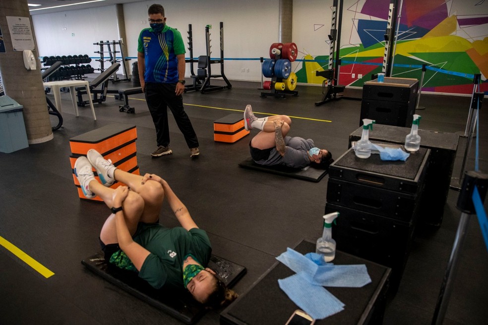 Distanciamento e higienização são obrigatórios nos treinos dentro do CT Paralímpico — Foto: Alê Cabral/CPB