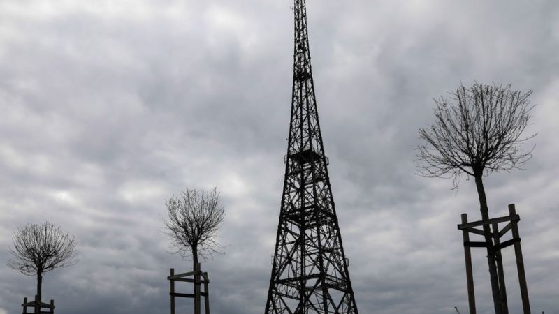 A torre de rádio Gleiwitz foi invadida por tropas da SS disfarçadas em 1939 (Foto: Getty Images via BBC News)