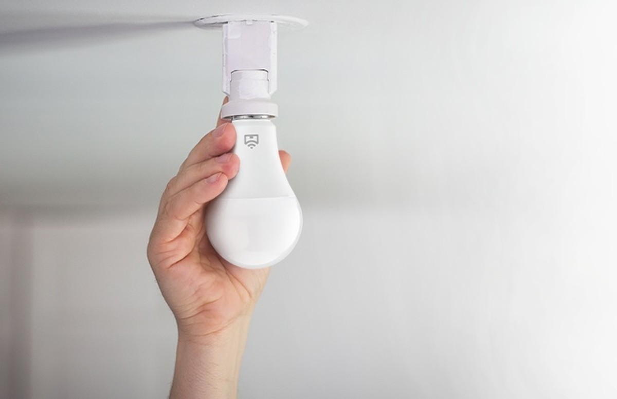 Lâmpada inteligente Positivo: veja seis modelos para comprar no Brasil