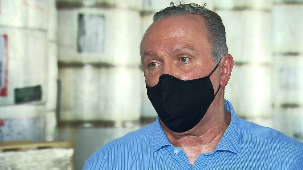 Para o diretor administrativo Rubens Martins, situação da fábrica durante a pandemia é 'bastante favorável' — Foto: Pedro Santana/EPTV