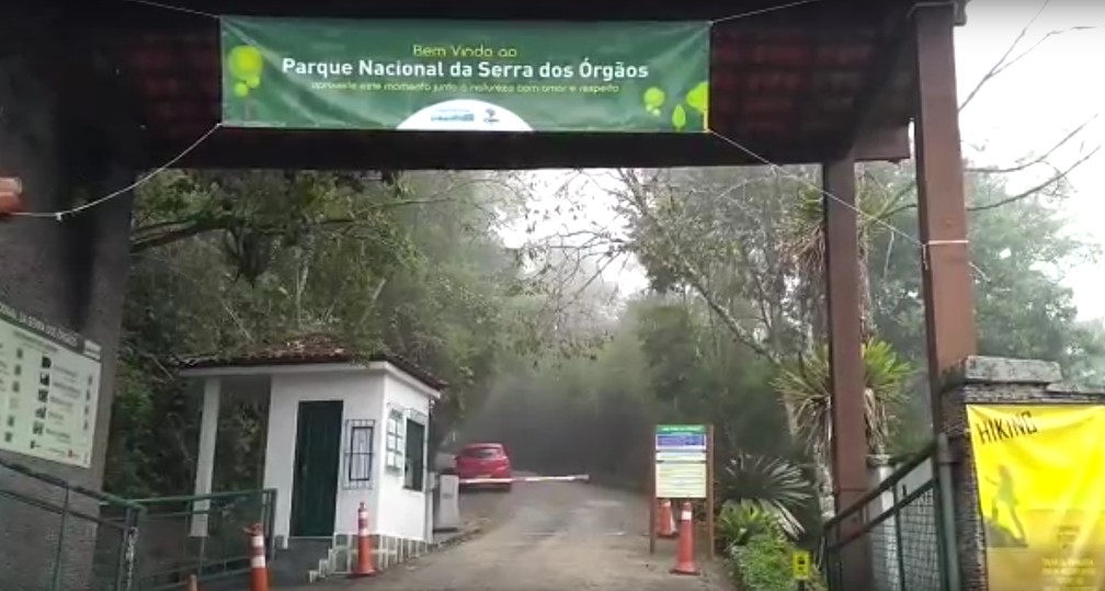 Entrada do Parque Nacional da Serra dos Órgãos por Teresópolis — Foto: Ádison Ramos/Inter TV