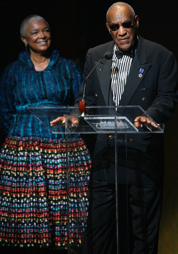 Bill Cosby e a esposa, Camille, em junho de 2009. (Foto: Getty Images)