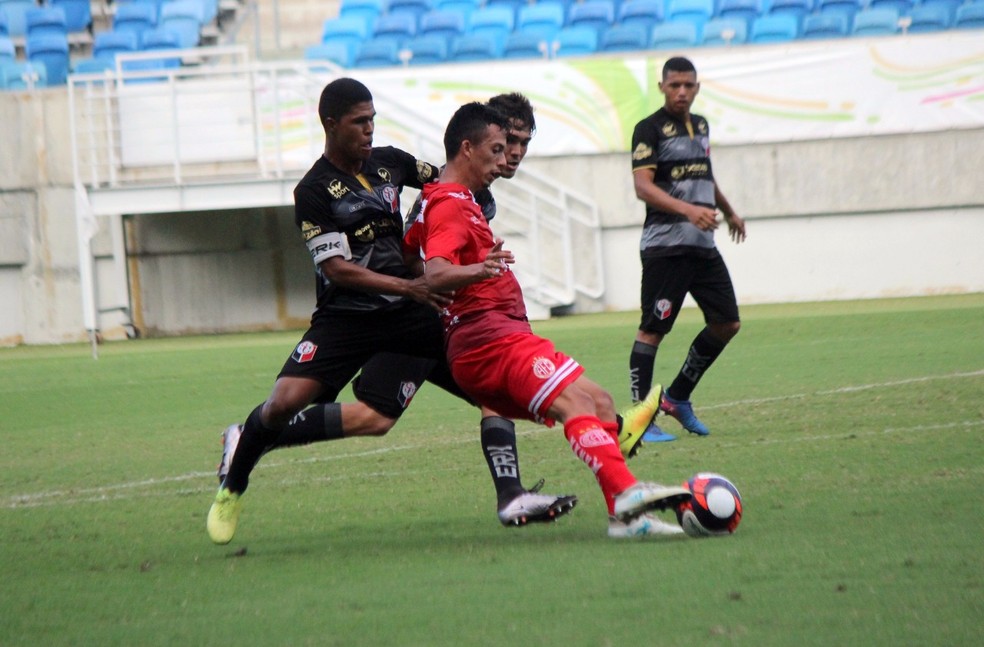 Marcelinho marcou o gol da vitória do América-RN aos 40 minutos do segundo tempo (Foto: Diego Simonetti/Blog do Major)