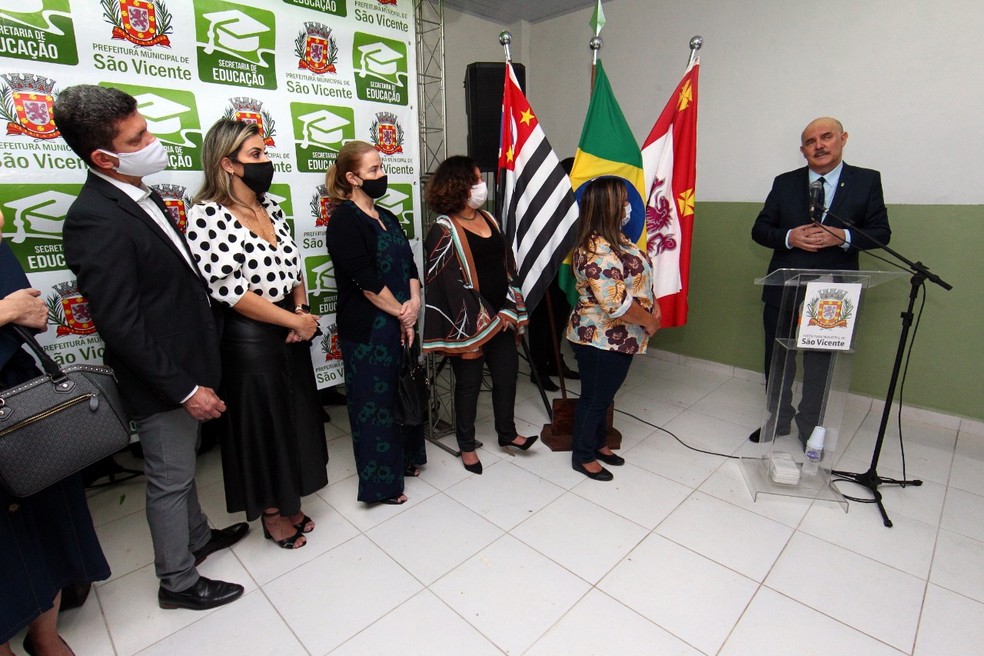 Ministro da Educação participou da inauguração de escola em São Vicente, SP — Foto: Alexsander Ferraz/Jornal A Tribuna