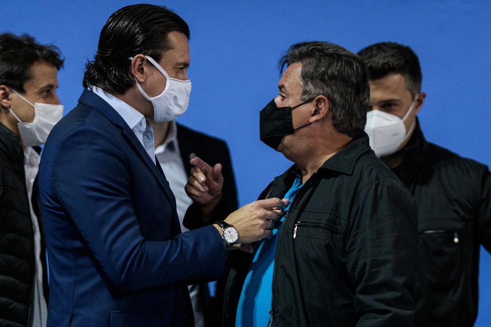 Alvimar Perrella alega desequilíbrio em contrato do Cruzeiro com Ronaldo e indica ida à Justiça para adiar votação sobre acordo
