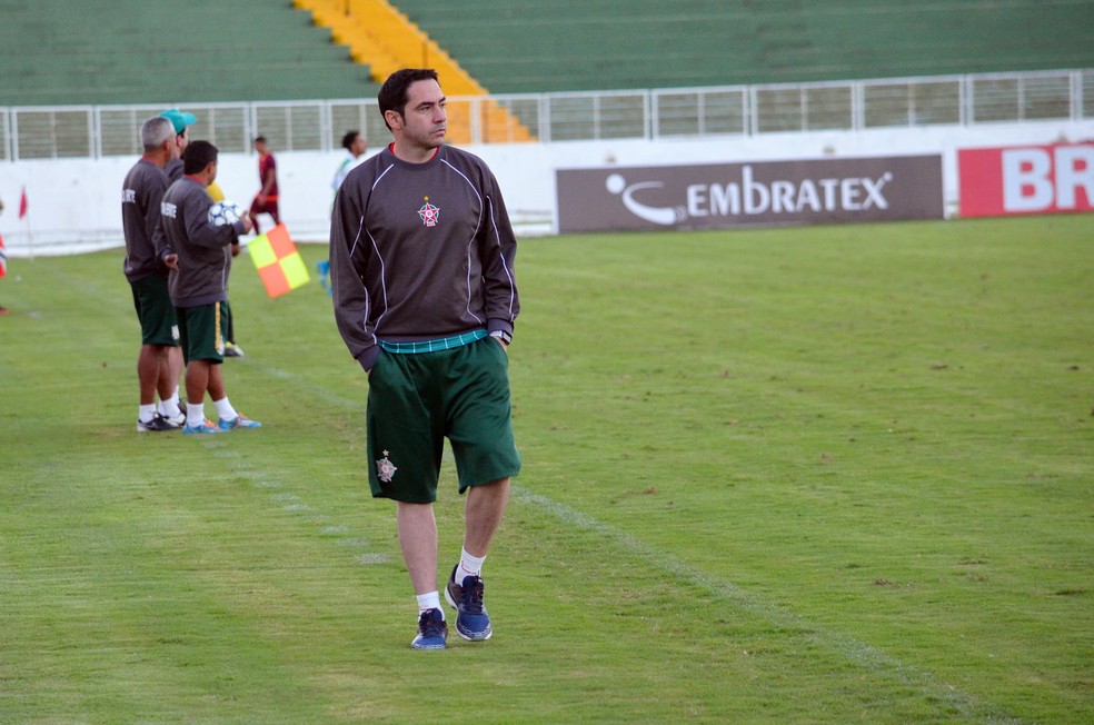 Chic&atilde;o fez o curso de treinadores da CBF e teve passagem como auxiliar no Boa Esporte &mdash; Foto: R&eacute;gis Melo