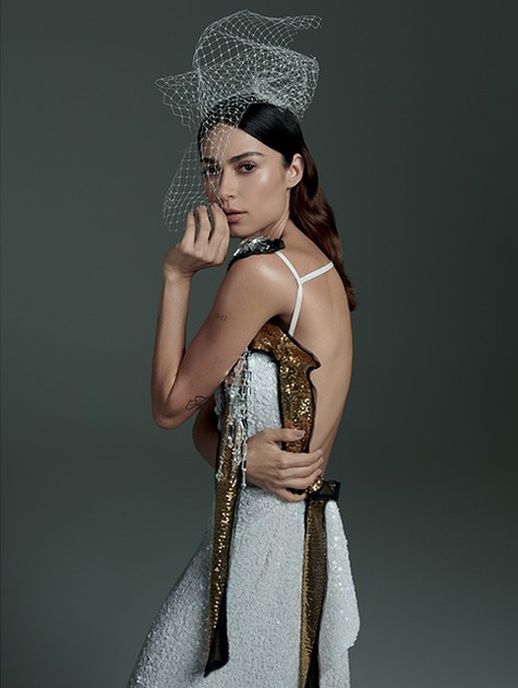 Thaila Ayala na 'Vogue noiva' (Foto: Fabio Bartelt)