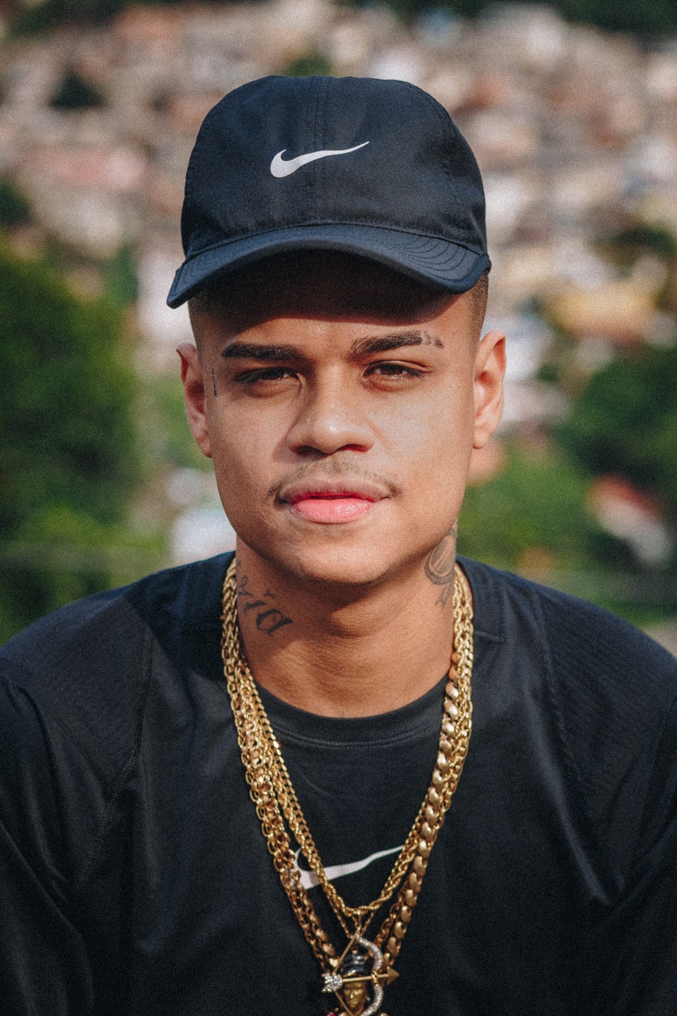 ‘Quero que a elite entenda a favela antes de julgar’, diz MC Cabelinho, o Farula de ‘Amor de mãe