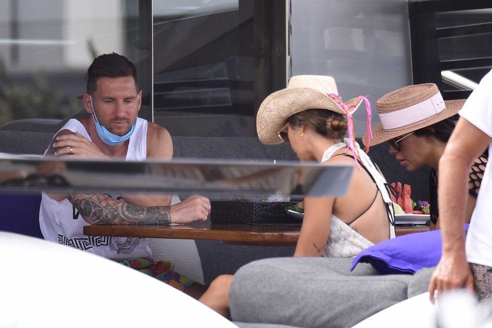 Messi estava de férias em Ibiza na última semana — Foto: Getty Images