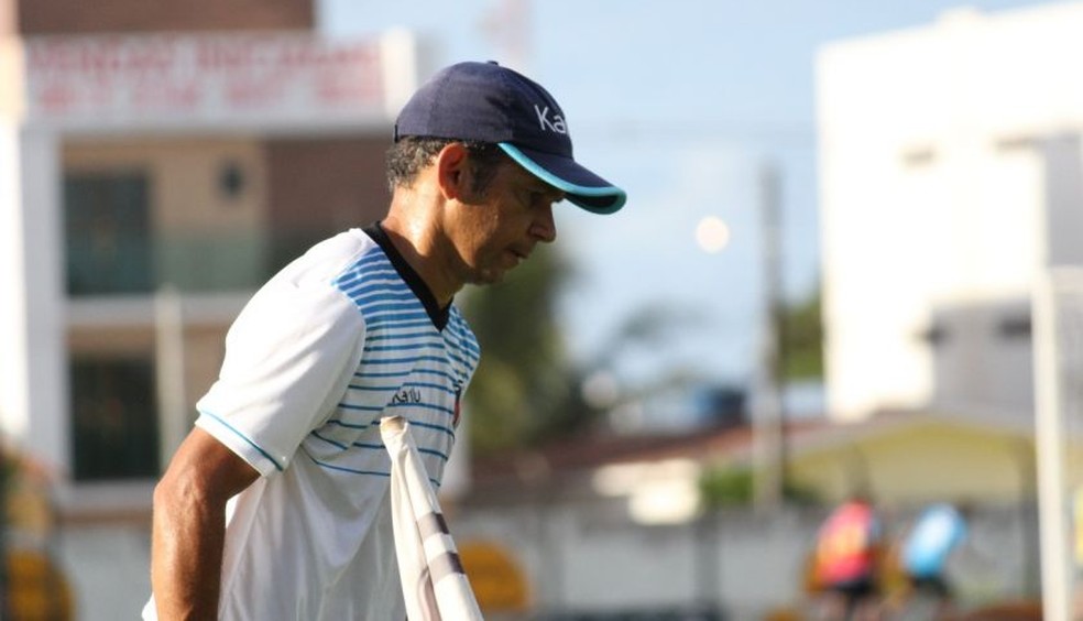 AustrÃ¡lia Morais chegou ao clube na comissÃ£o tÃ©cnica de Itamar SchÃ¼lle, no segundo semestre de 2015 (Foto: DivulgaÃ§Ã£o)