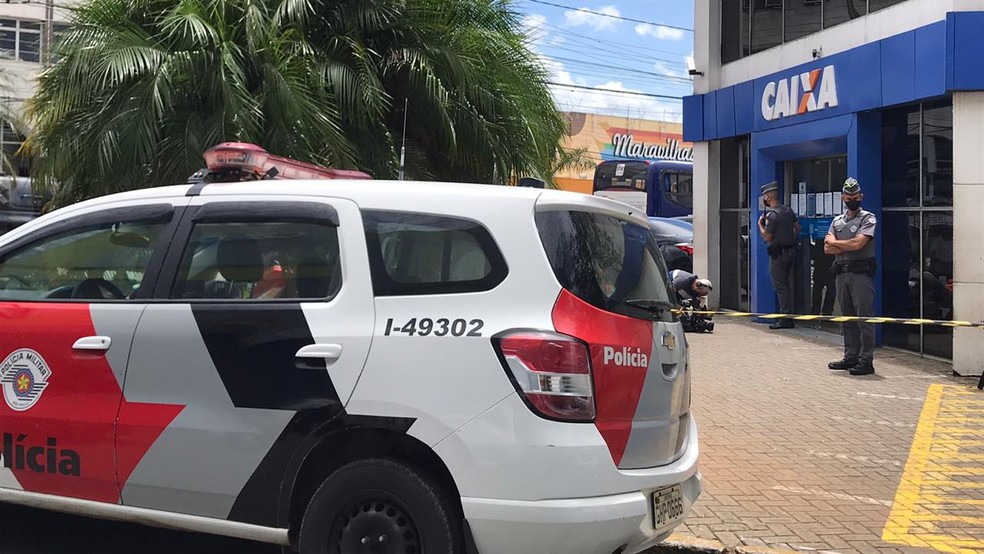 Agência bancária é assaltada por criminosos armados em Várzea Paulista |  Sorocaba e Jundiaí | G1