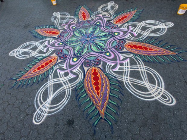 Obra de arte com areia colorida de Joe Mangrum (Foto: Joe Mangrum/Divulgação)