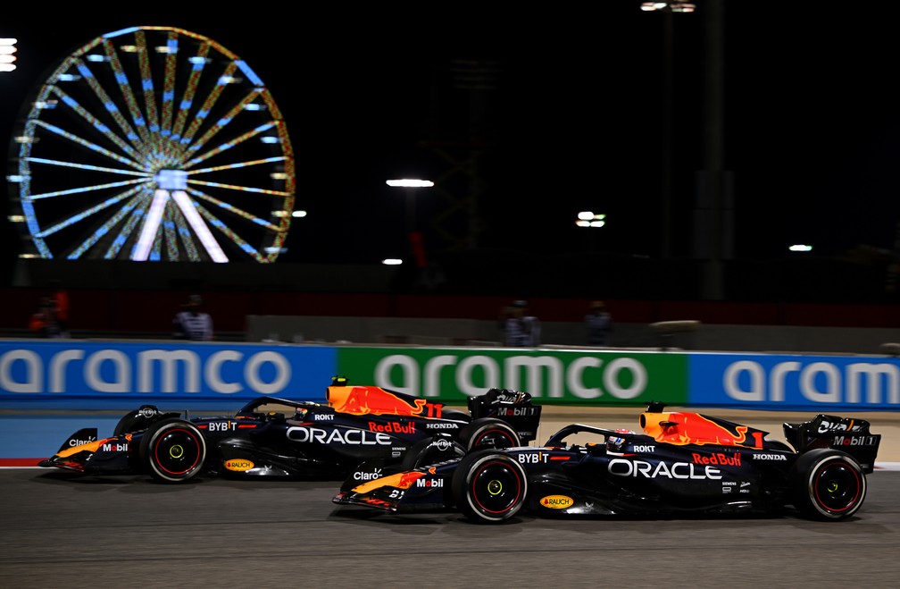 Red Bull fez sua primeira dobradinha em uma corrida de abertura de uma temporada da Fórmula 1 — Foto: Clive Mason/Getty Images