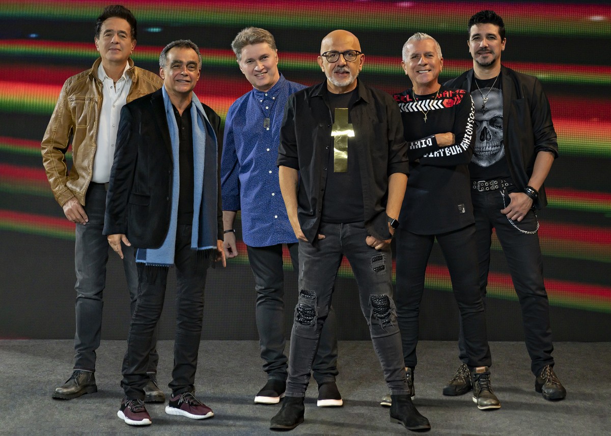 Roupa Nova canta com Anavitória, Daniel e Melim na gravação do display de 40 anos de carreira |  Weblog do Mauro Ferreira