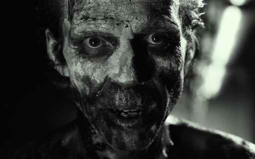 Astro de 'The Walking Dead' estrela jogo mais perturbador dos