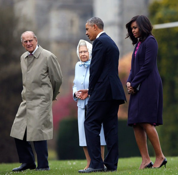 Rainha Elizabeth recebe Michelle e Barack Obama no Reino Unido (Foto: Divulgação)