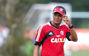 Jayme decide poupar cinco titulares para o Fla-Flu: ‘Não podemos arriscar’