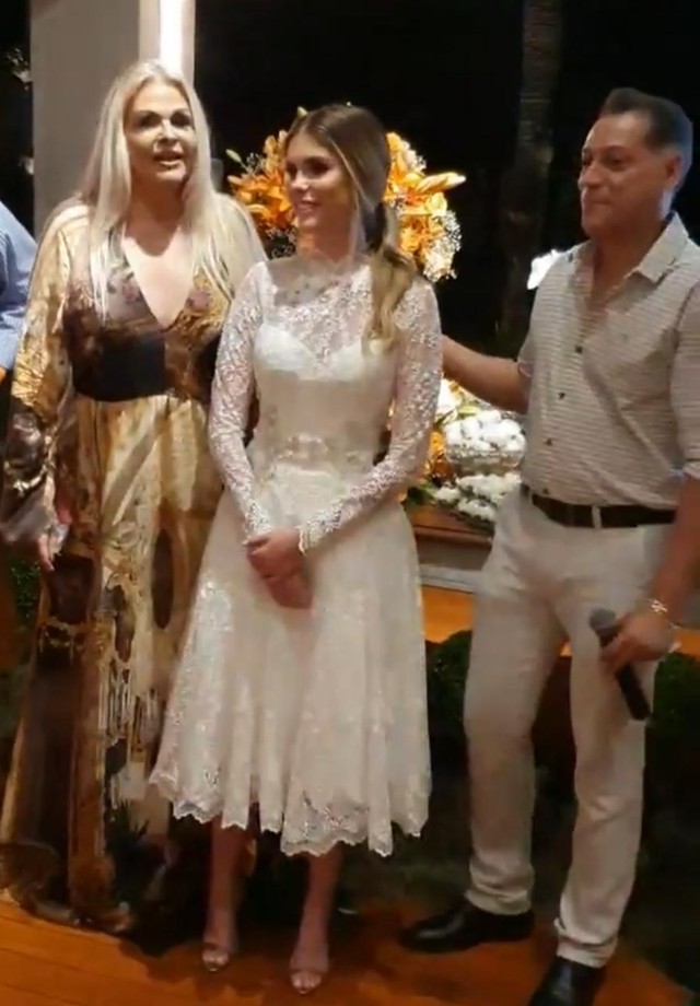 Monique e Bárbara Evans em festa de noivado (Foto: Reprodução/Instagram)